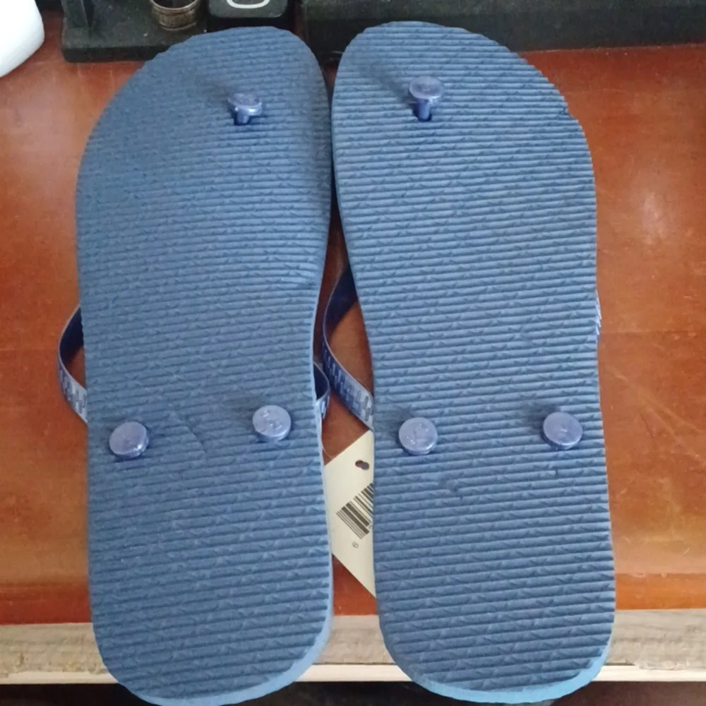 Flip Flops - Picture 4 of 4